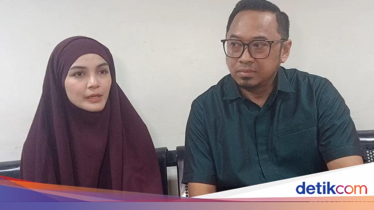 Paypoq va pantalon kiygan mehribon onalar video