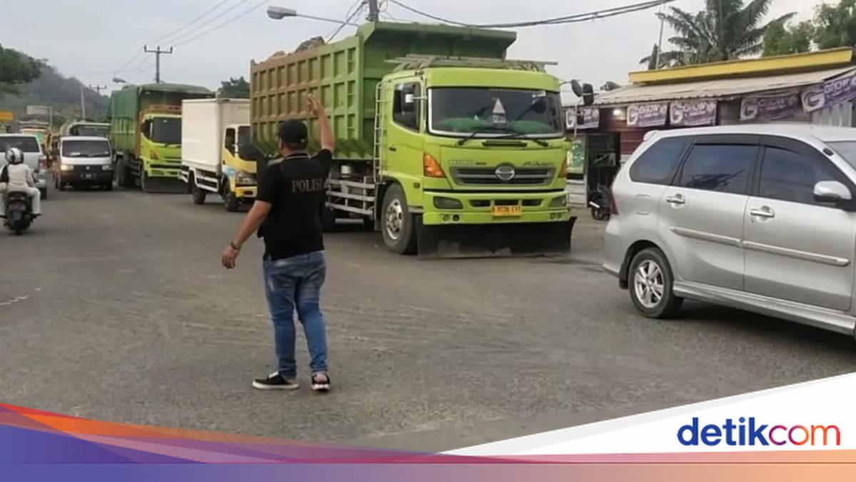 Bikin Macet, Jam Operasional Truk Tambang di Bojonegara-JLS Cilegon Dibatasi