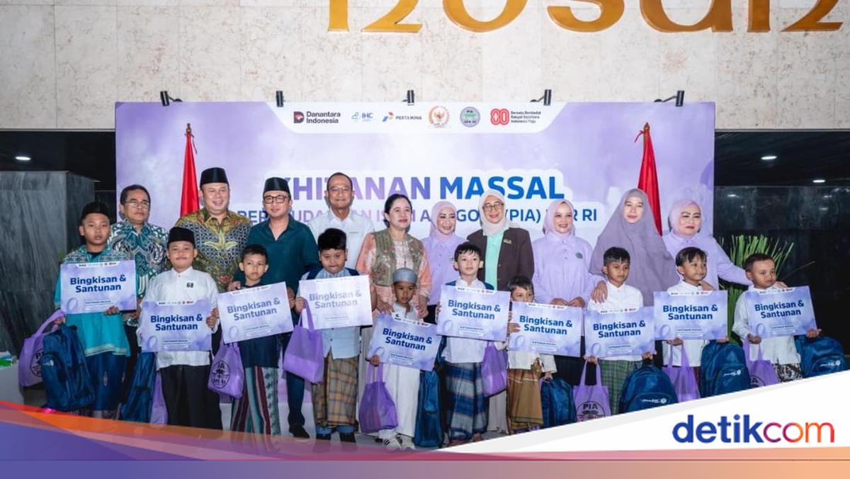 Puan Apresiasi Gelaran Khitanan Massal Inisiasi Para Istri Anggota DPR