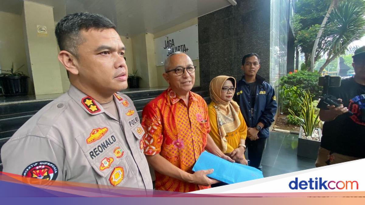 Keluarga Arya Daru Minta Tinjau TKP dan Mau Beri Bukti Baru ke Polisi