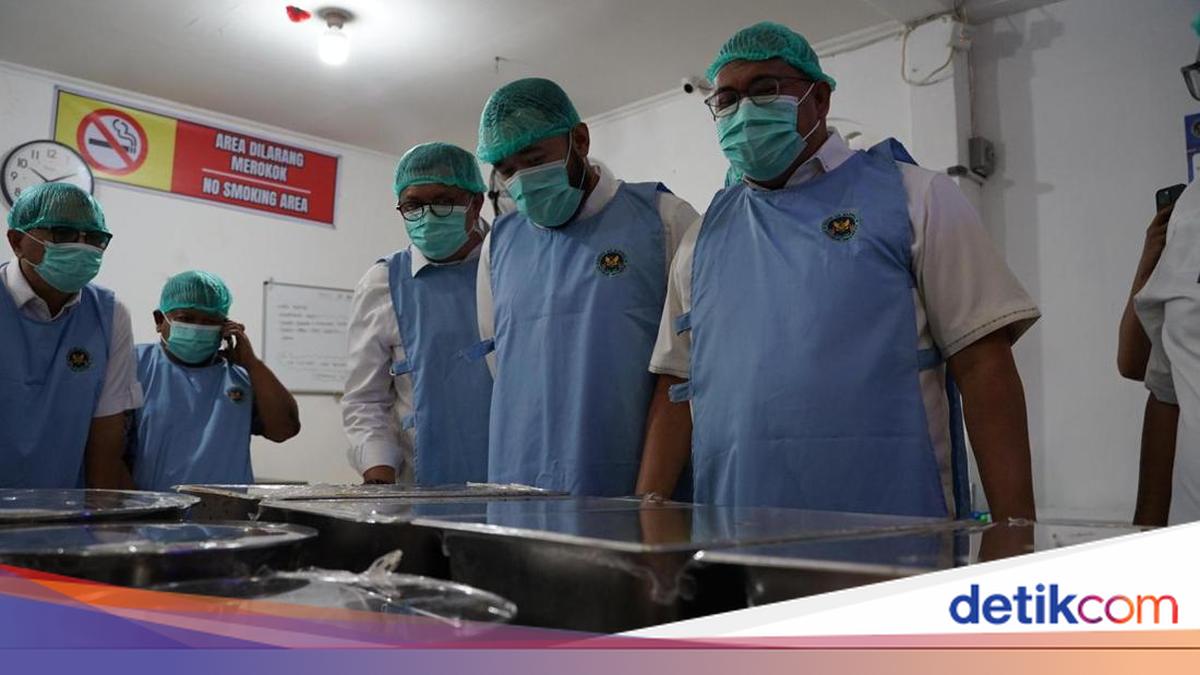 Andre Rosiade Tinjau Dapur MBG di Siteba Padang: Seluruh Standar Terlaksana