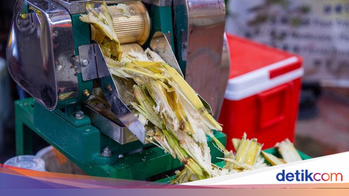 Ngeri! Tangan Penjual Minuman Ini Nyangkut di Mesin Pemeras Tebu