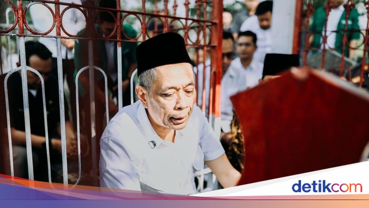 Kunjungan ke Nganjuk, Wamensos Ziarah ke Makam Aktivis Buruh Marsinah