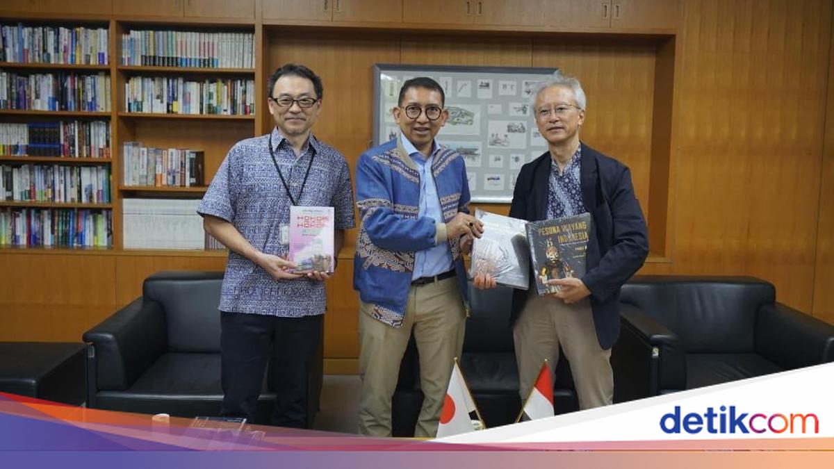 Menbud Fadli Zon Dorong Penguatan Studi Kebudayaan Indonesia di Osaka