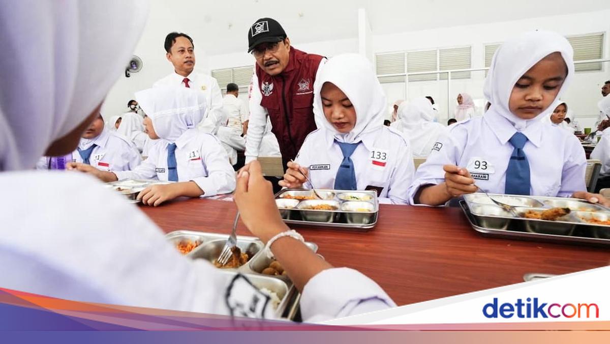 Mensos Tinjau Sekolah Rakyat di Sumedang, Nilai Fasilitas Sudah Baik