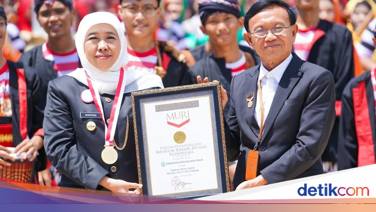 Upacara Peringatan HUT Ke-80, Pemprov Jatim Sukses Pecahkan 2 Rekor MURI