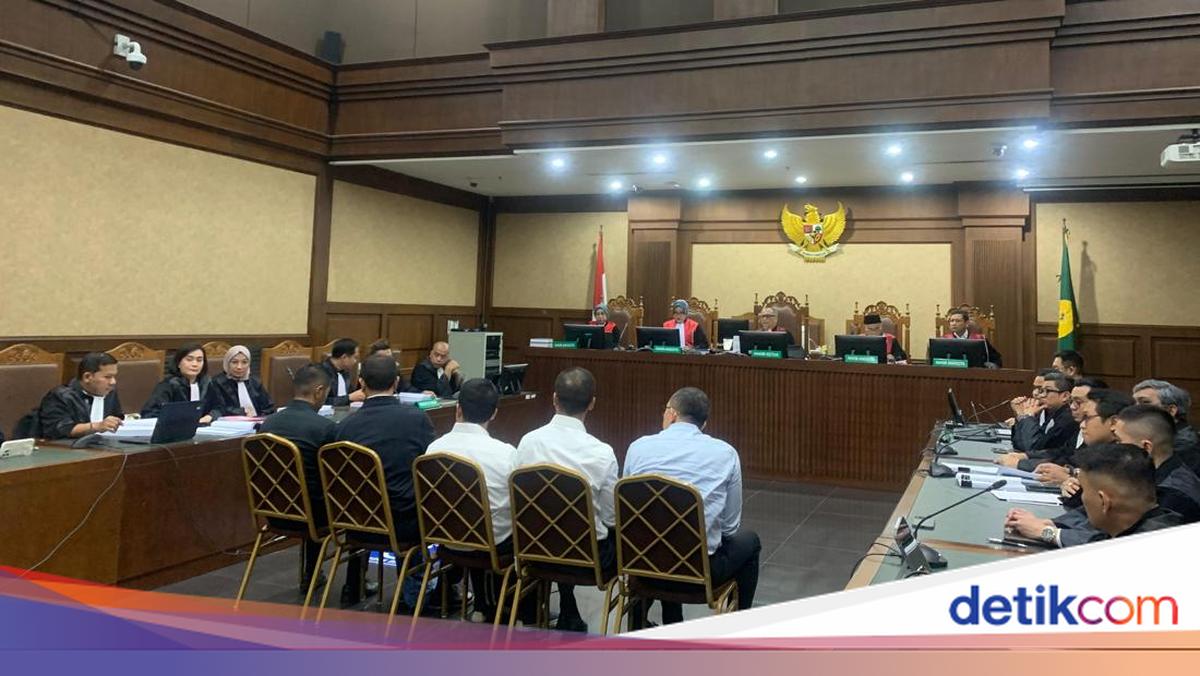 Anak Riza Chalid dkk Didakwa Terlibat Korupsi BBM Rugikan Negara Rp 285 T