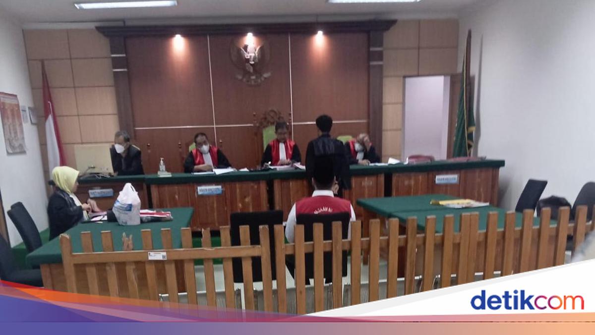 Dua Mahasiswa di Banten Didakwa Lakukan Perusakan Pos Lalin Ciceri Serang