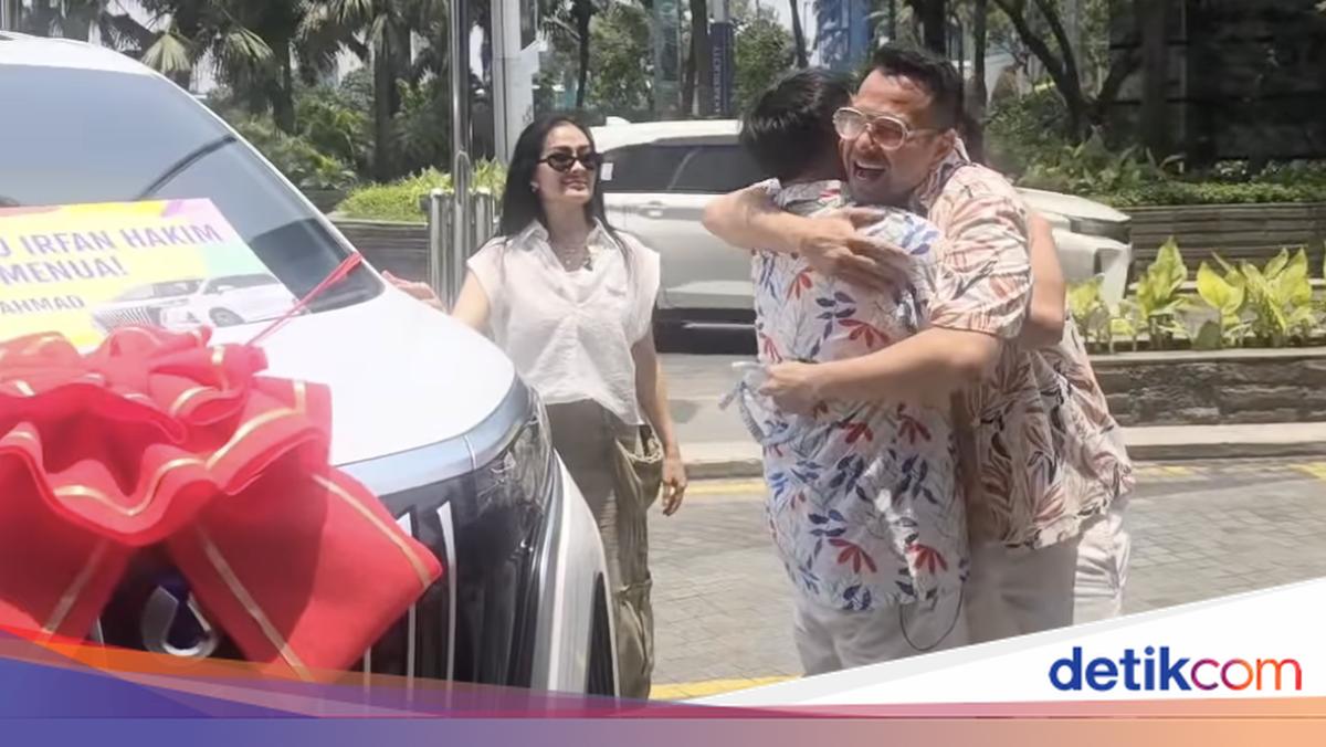Intip Pajak Mobil Baru Irfan Hakim dari Raffi Ahmad, Murah Bener!