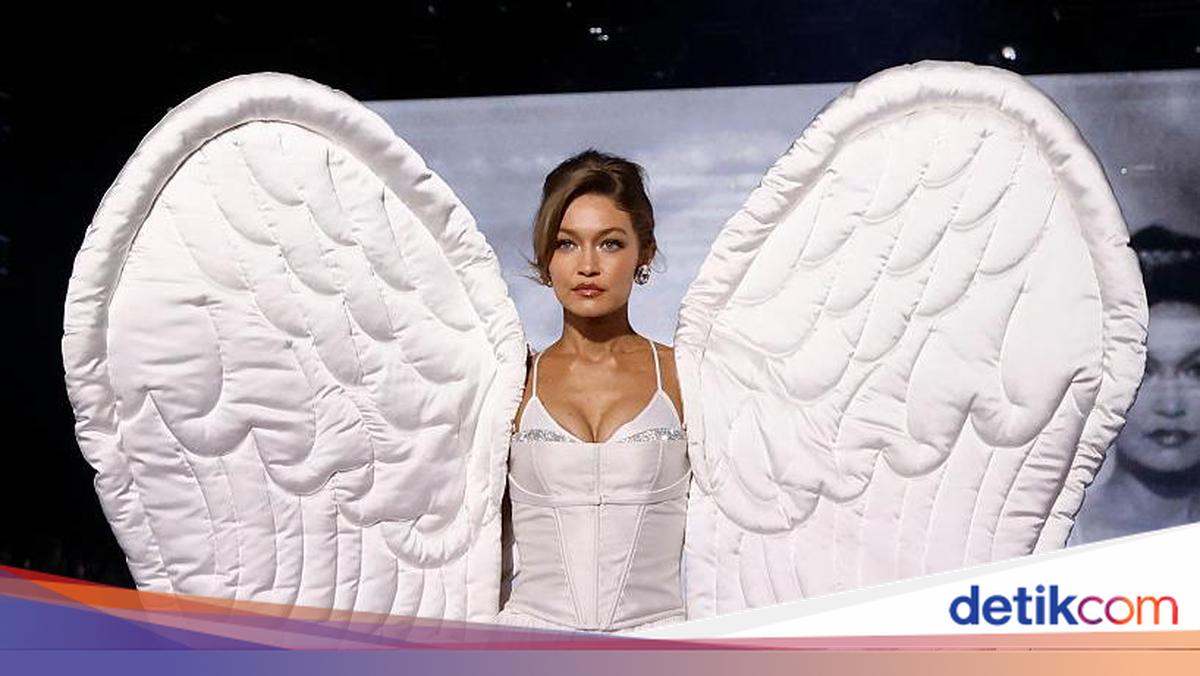 Foto: Gigi Hadid Bersayap Putih Victoria's Secret Show, Bak Bidadari Sungguhan