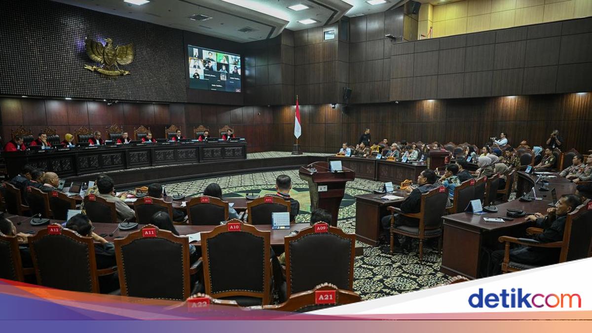 MK Tolak Gugatan Agar Anggota DPR Bisa Dipecat Rakyat