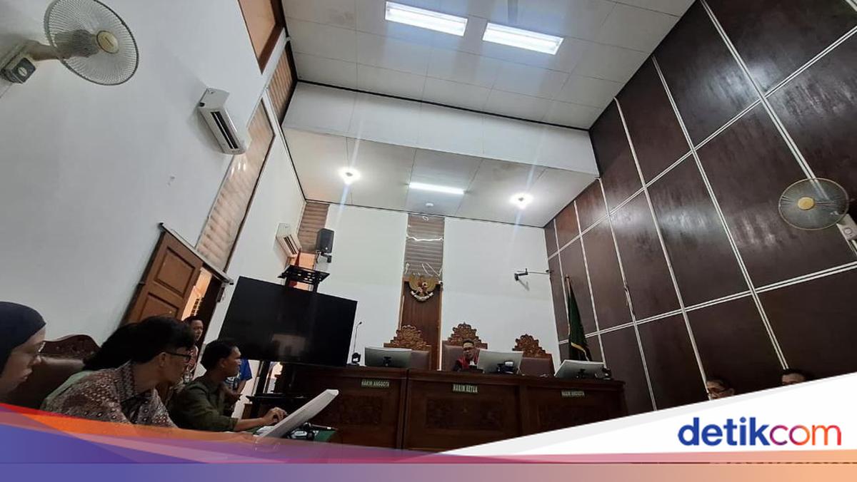 Delpedro Ajukan Praperadilan Kasus Penghasutan, Minta Status Tersangka Gugur