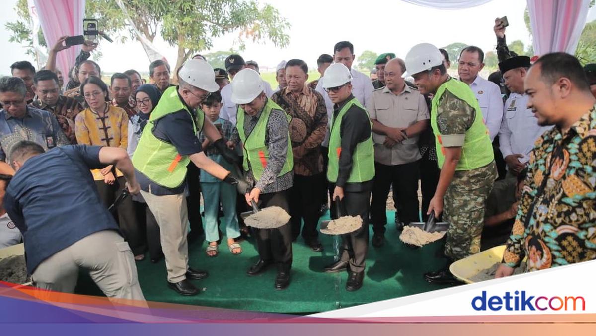 Mendes dan Wakil Panglima TNI Lakukan Groundbreaking Kopdes Merah Putih