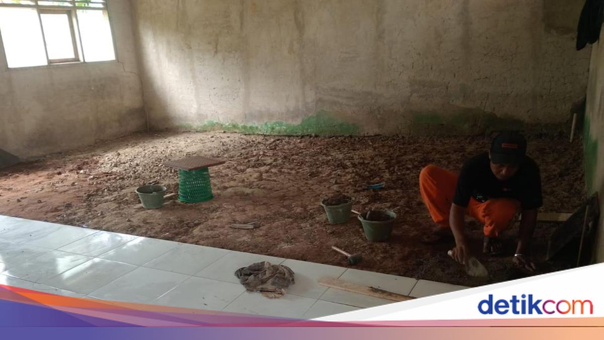 SDN Pandeglang yang Beralas Tanah Kini Dipasang Keramik, Begini Penampakannya