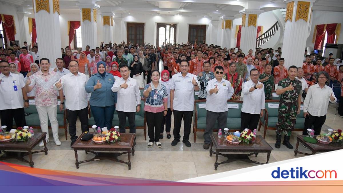Buka Festival Anak Sholeh Bustanul Athfal, Begini Pesan Walkot Agustina