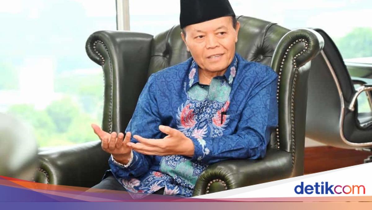 Jadi Kado Istimewa, HNW Puji Kebijakan Prabowo Bentuk Ditjen Pesantren