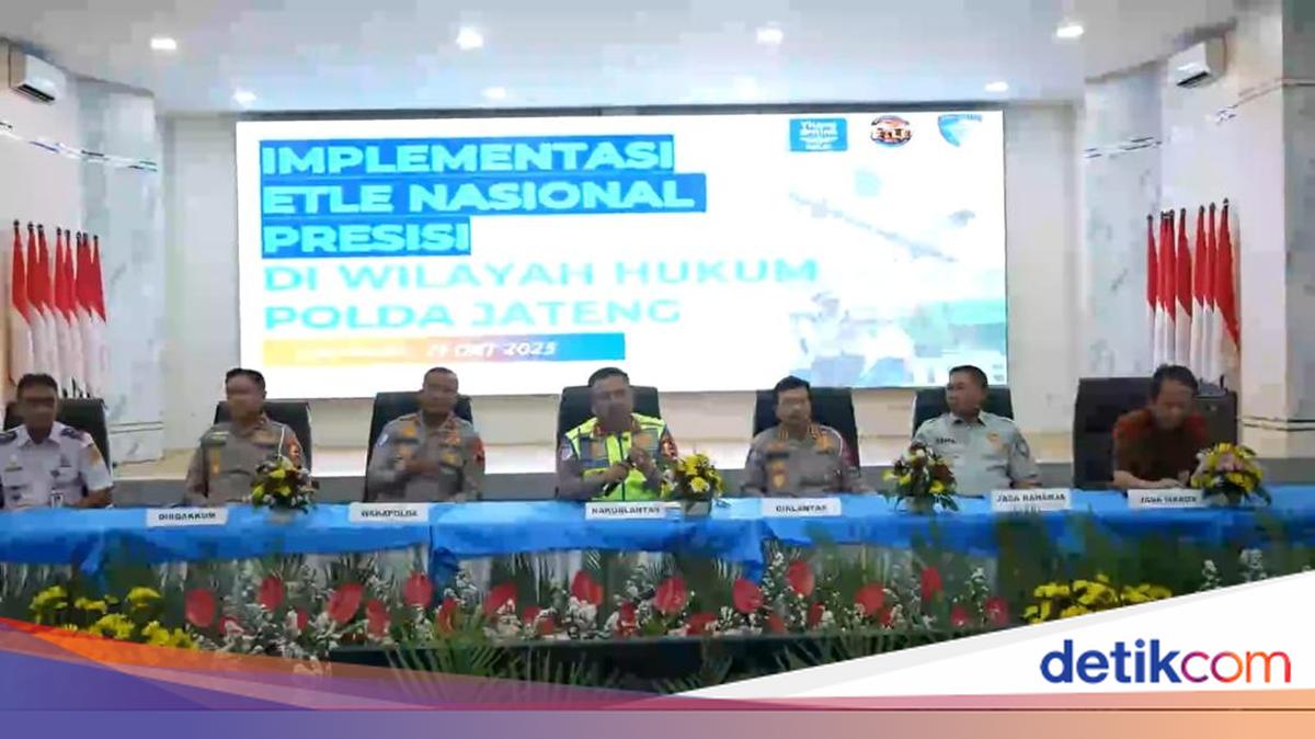 Kakorlantas Ajak Jajaran Jadi Pahlawan Keselamatan, Gencarkan Polantas Menyapa