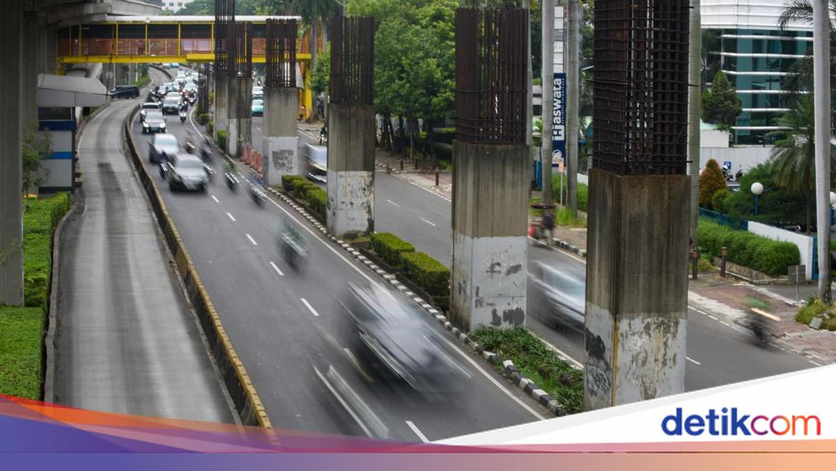 Jalan Tak Ditutup Saat Tiang Monorel Dibongkar Pekan Depan
