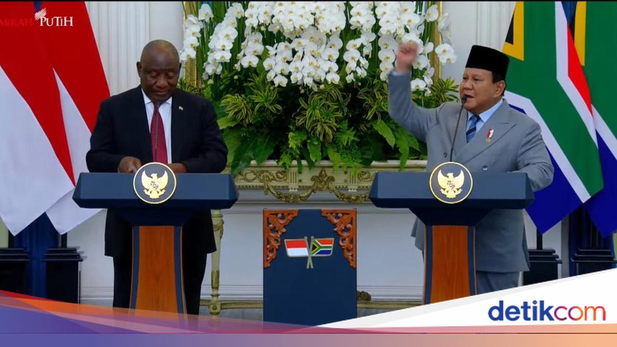 Kala Prabowo Kepalkan Tangan Berseru 'Amandla', Presiden Afsel Jawab 'Awethu'