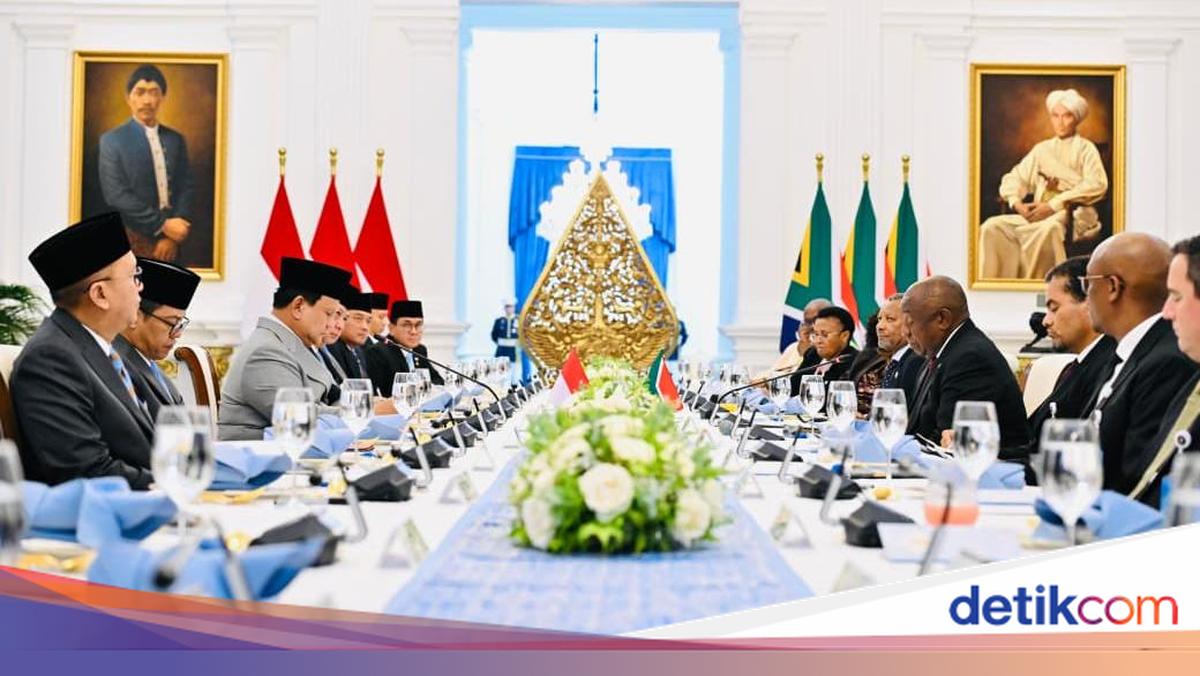 Momen Jamuan Makan Siang di Istana yang Bikin Presiden Afrika Selatan Terkesan