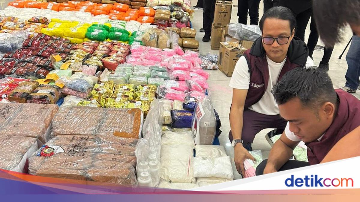 Polisi Bongkar Jaringan Narkoba Jakarta-Medan, Sabu 3 Kg-Happy Water Disita
