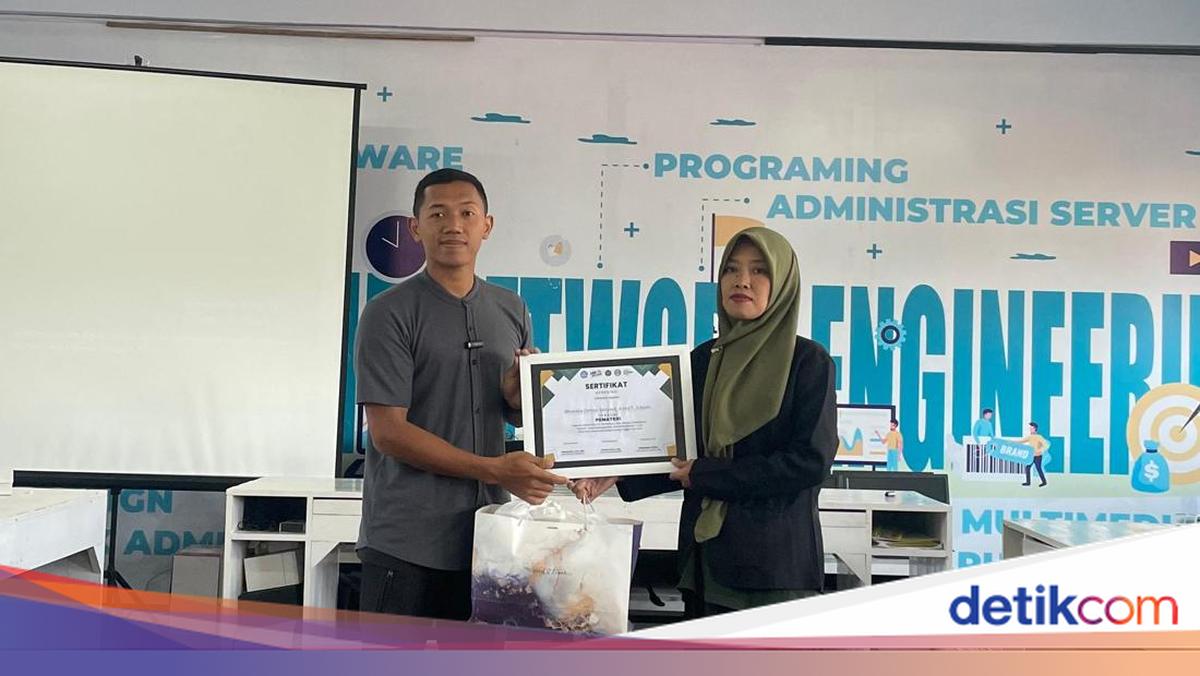 Personel Brimob Raih Penghargaan Pemkot Salatiga di Bidang Keamanan Siber