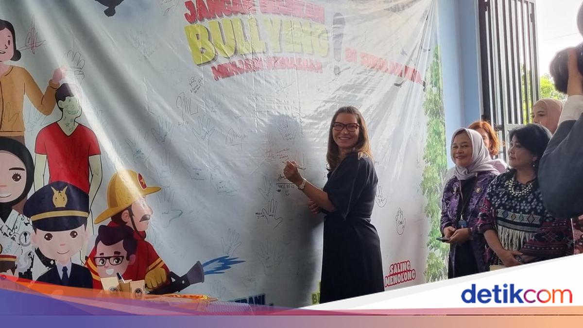 Ibu Negara Brasil Tulis Pesan Usai Tinjau MBG di SD Jaktim, Ini Maknanya