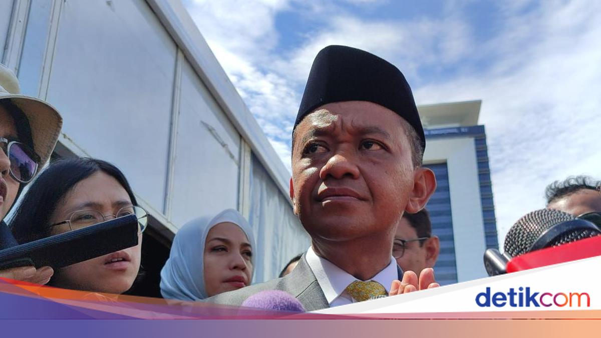 U polineziyalik ayolni sikadi.