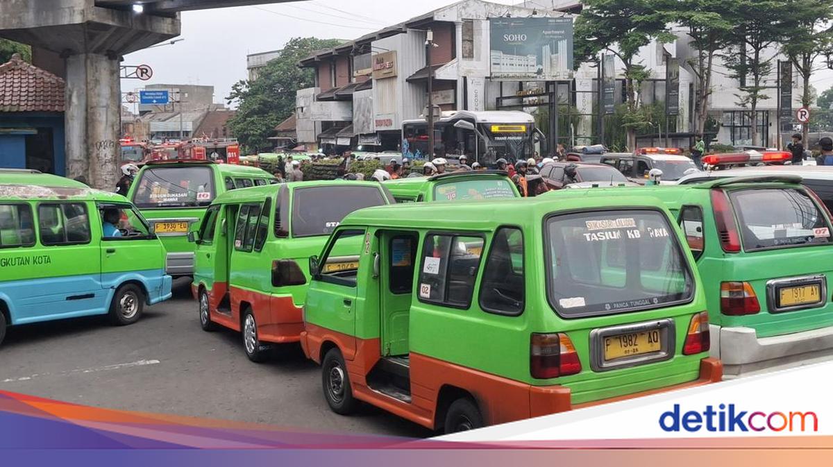 Pembatasan Usia-Razia Angkot Tua di Bogor Tetap Lanjut Meski Diprotes Sopir