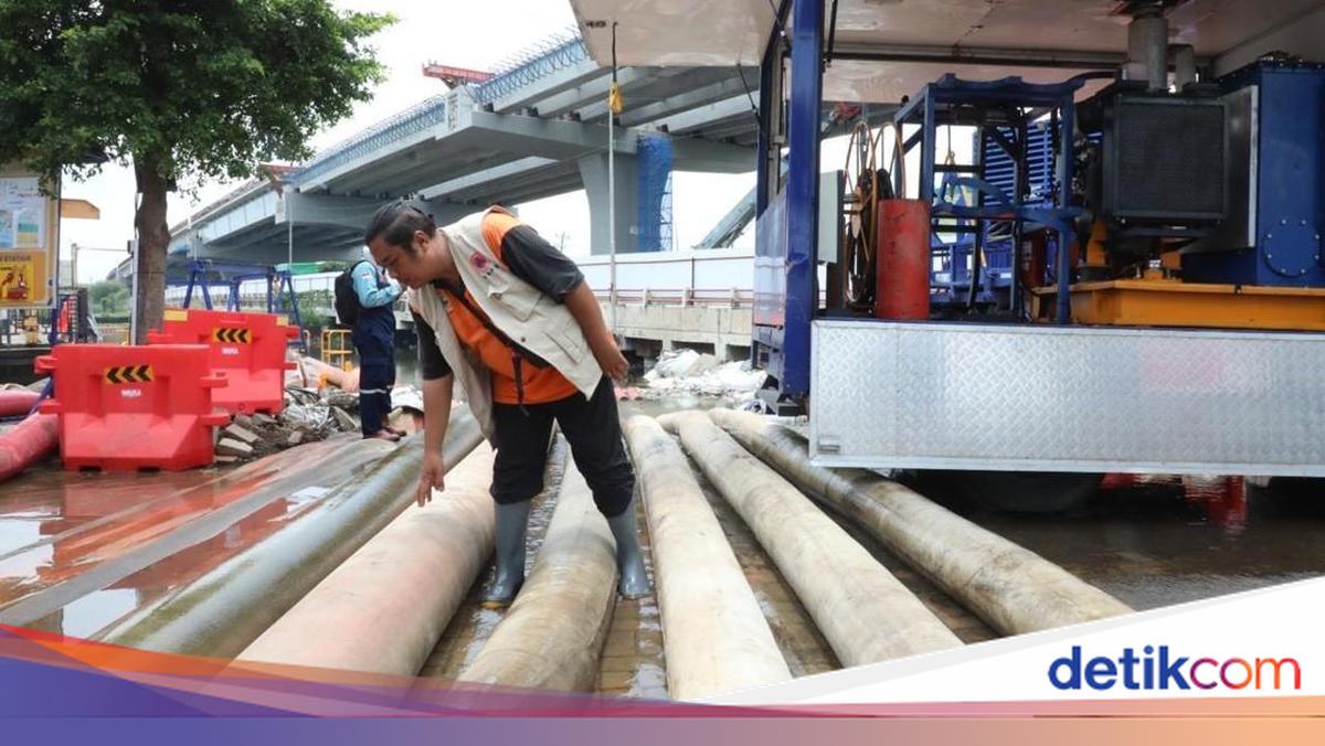 Pemprov Jateng Intensif Tangani Banjir di Semarang dan Demak dengan Delapan Pompa