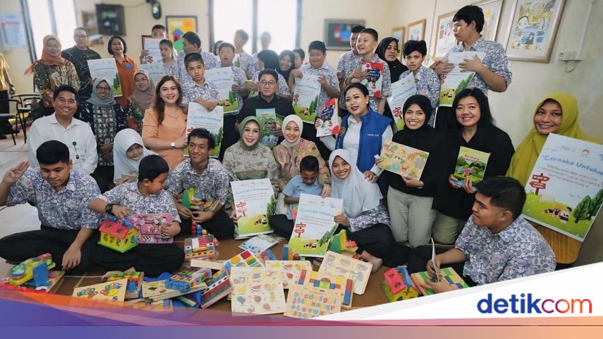Fatma Gus Ipul Tinjau & Borong Produk UMKM Disabilitas di Surakarta