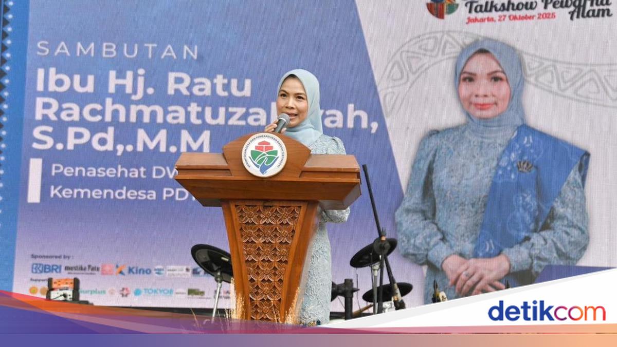 Kemendes Ajak Desa Bangun Ekonomi Hijau Lewat Pewarna Alam Wastra Lokal