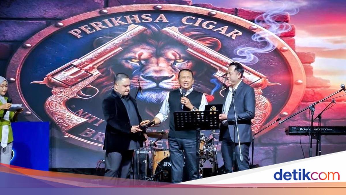 Bamsoet Resmikan Komunitas PERIKHSA Cigar Brotherhood