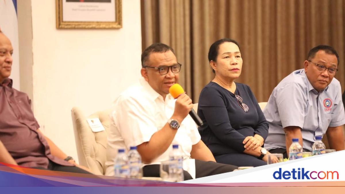 Dialog Bareng Serikat Pekerja, Wamenaker Bahas Formula Baru Upah Minimum