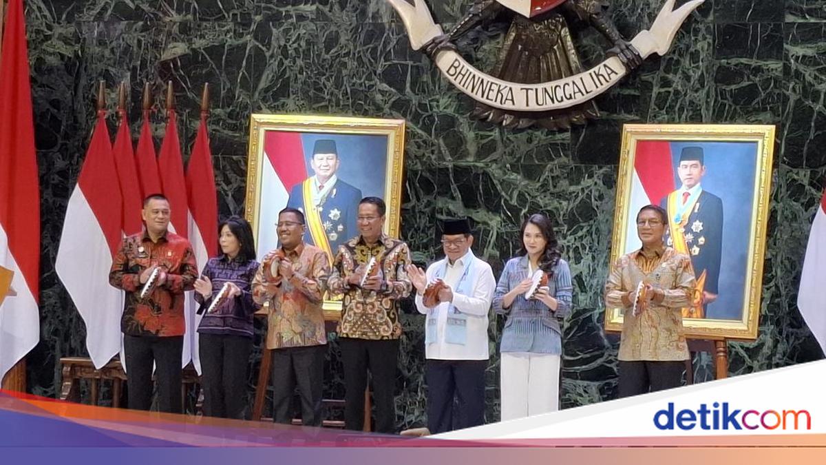 Menkum-Pramono Resmikan 267 Posbankum, Warga Bisa Dapat Bantuan Hukum Gratis