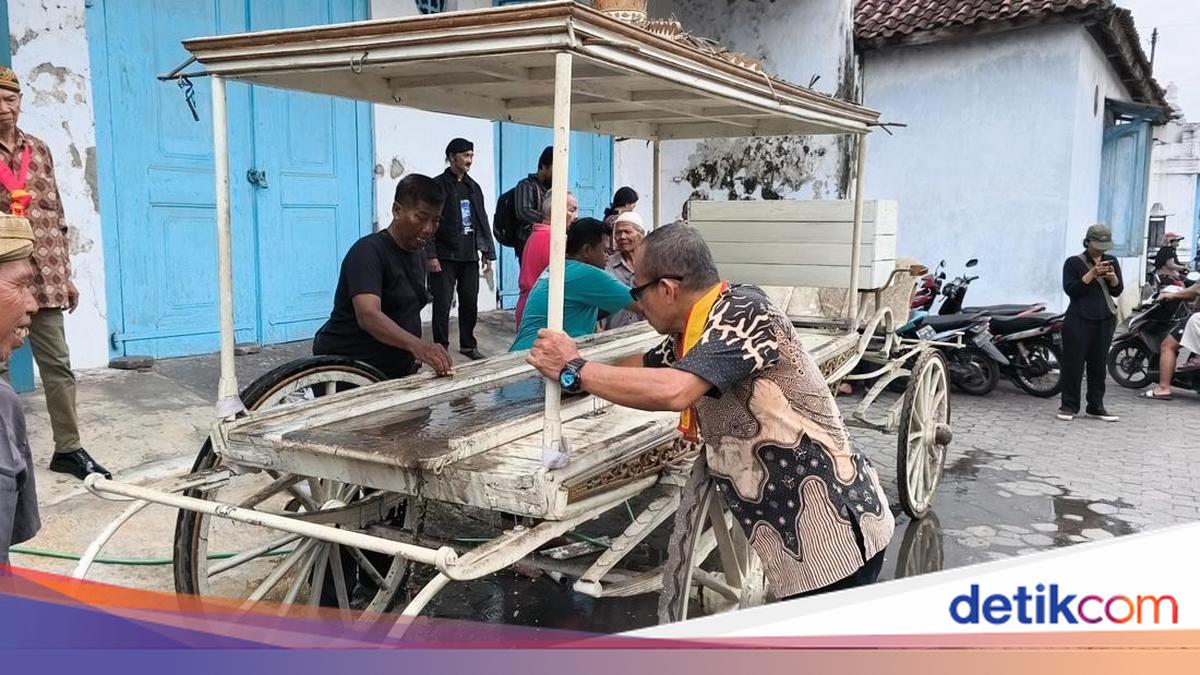 Kereta untuk Bawa Jenazah Raja Paku Buwana XIII Dibersihkan, Ini ...