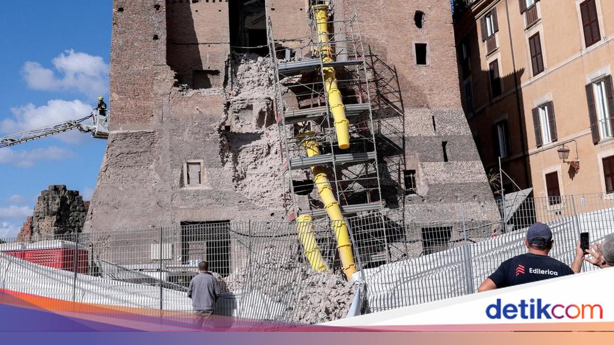 Menara Abad ke-13 di Roma Runtuh Saat Proses Restorasi