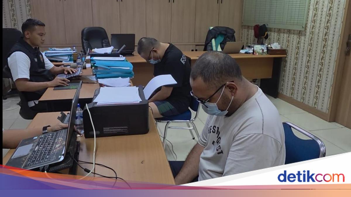 Matel Tarik Paksa Mobil Antar Jemaah Umrah ke Soetta, 3 Pelaku Ditangkap