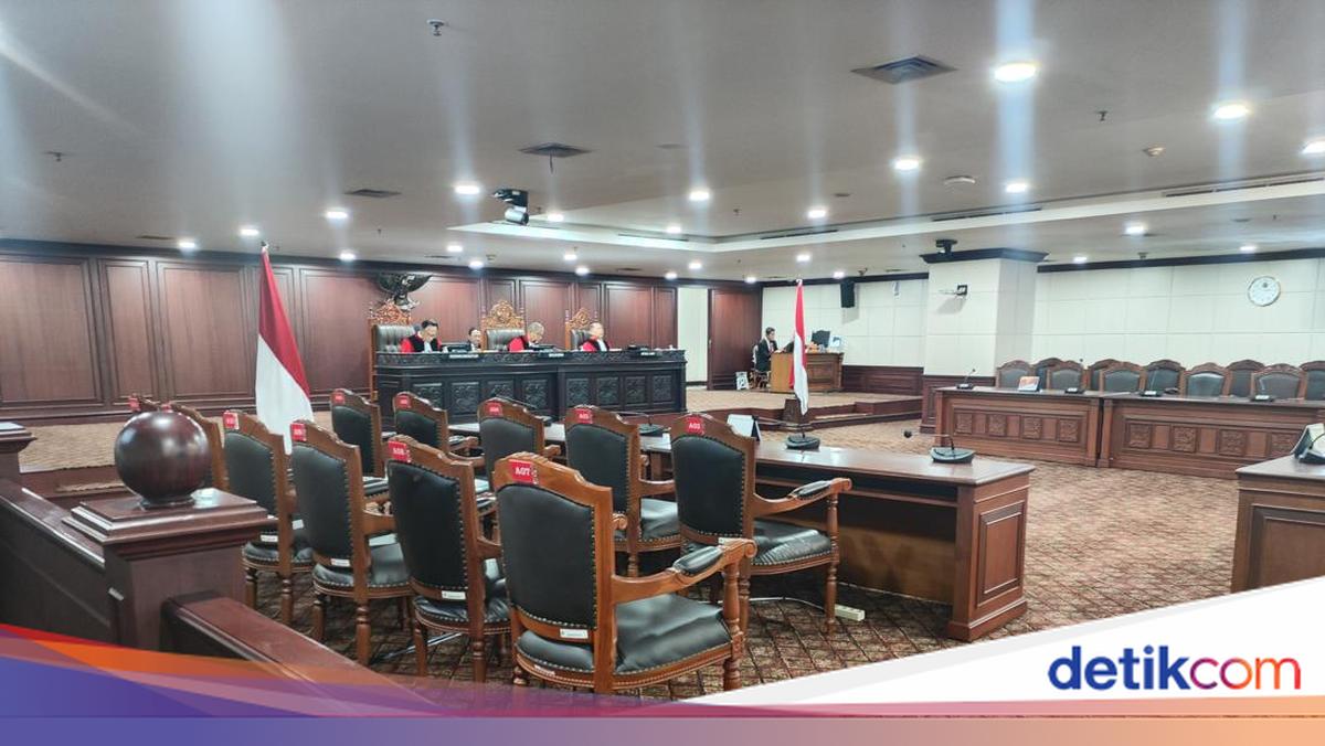 Koalisi Sipil Gugat UU TNI, Minta MK Ubah Aturan Operasi Selain Perang