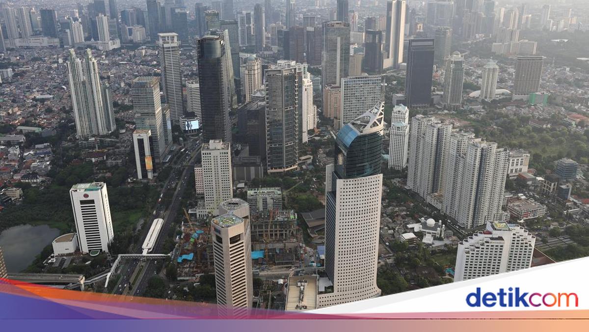 Rupiah Amblas, Wisatawan Singapura Serbu Jakarta Demi Cuci Mata!