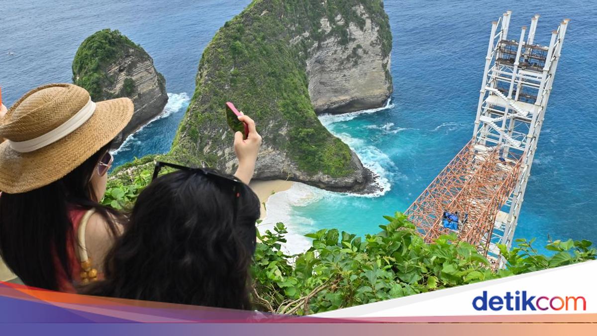 Gubernur Bali Wayan Koster mengatakan akan ada kejutan setelah menerima rekomendasi Pansus TRAP DPRD Bali terkait proyek lift di Pantai Kelingking, Nusa Penida.

via: @detikbali__
