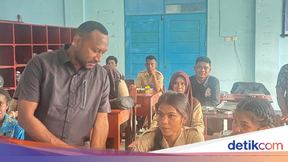 Legislator Gerindra Tinjau Program MBG di SMPN 1 Kabupaten Sorong