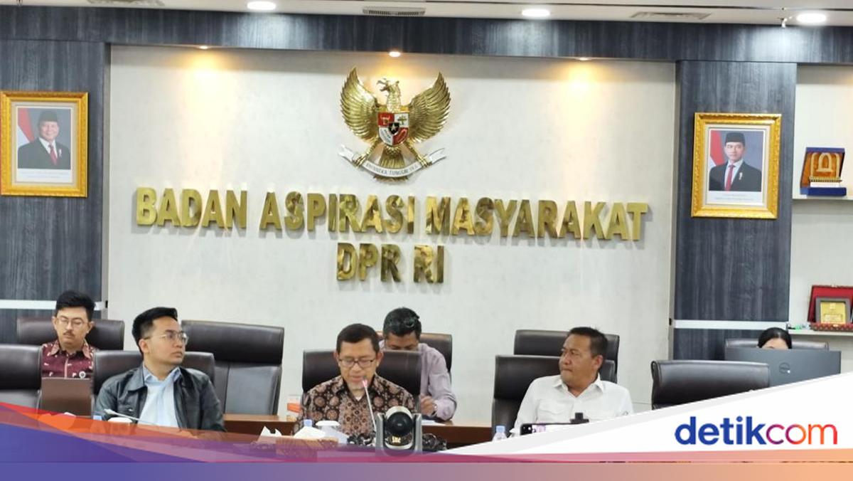 Massa Demo Buruh Bertemu Badan Aspirasi DPR, Keluhkan PHK Sepihak