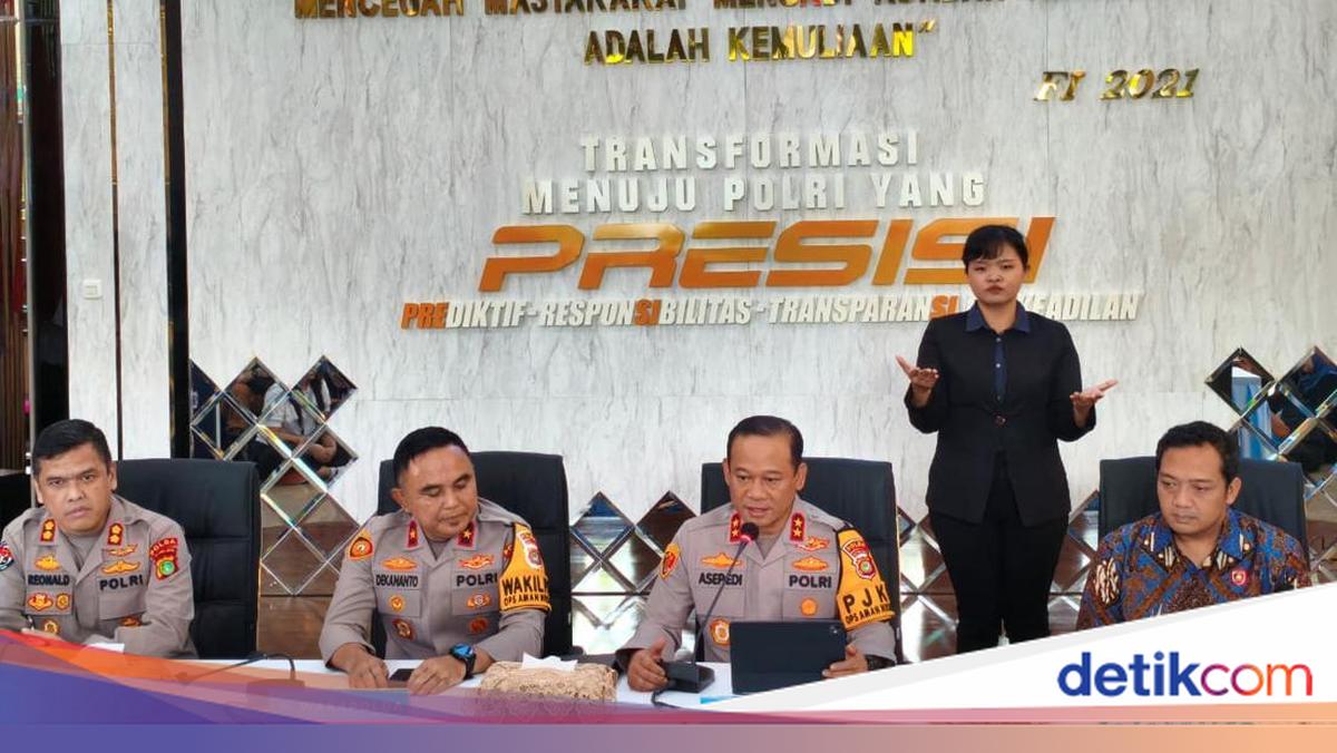 Roy Suryo dkk Tersangka Kasus Tudingan Ijazah Palsu Jokowi, Ini Daftarnya
