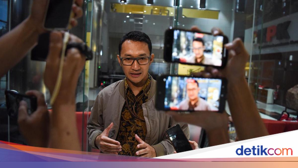 KPK Tepis Kabar Geledah Mobil Dinas Plt Gubernur Riau