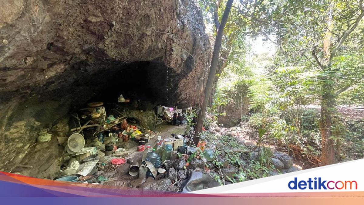 Antara Ritual Masyarakat dan Kehidupan Mbah Darmaji di Gua Anggas Wesi