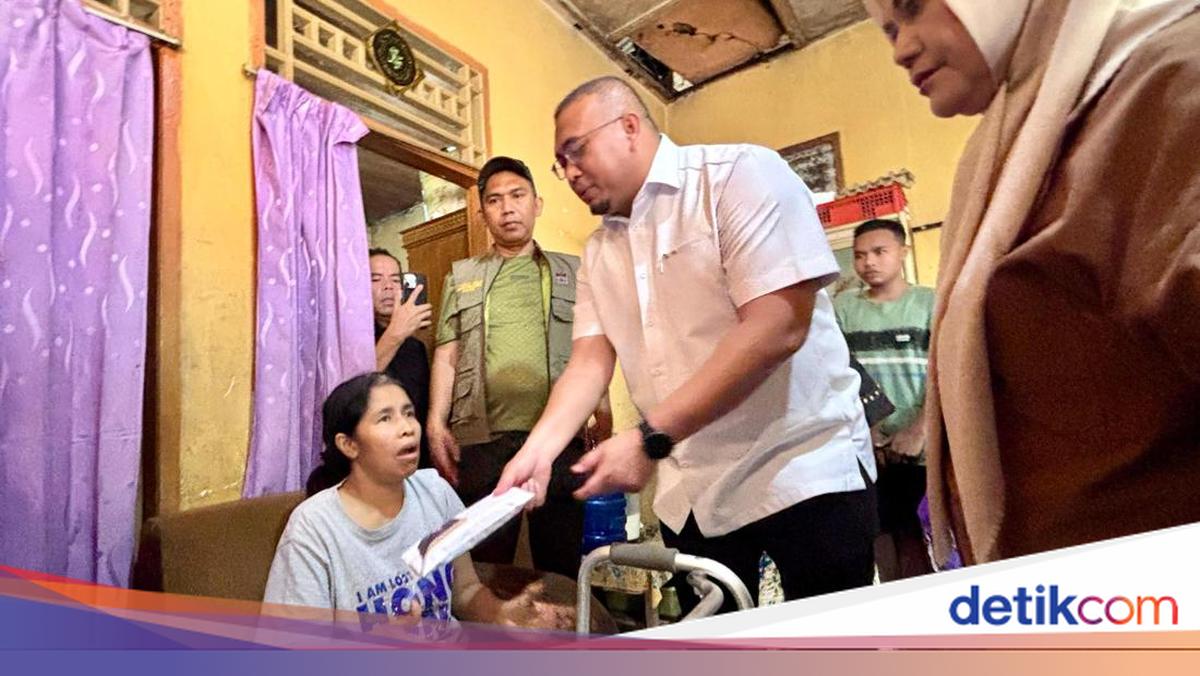 Andre Rosiade Bantu Suami Stroke & Istri Lumpuh di Gates Nan XX Rp 20 Juta