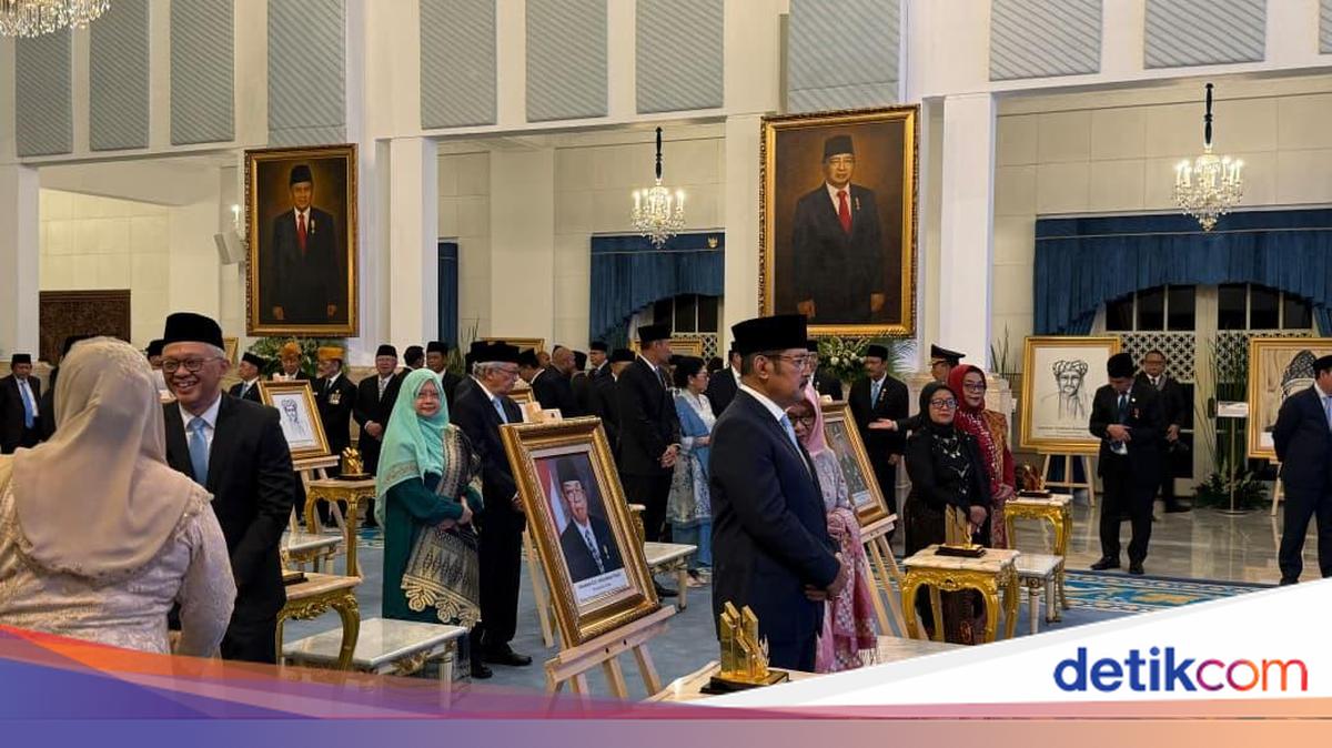 Keluarga Cendana Tiba di Istana Jelang Penganugerahan Gelar Pahlawan Soeharto