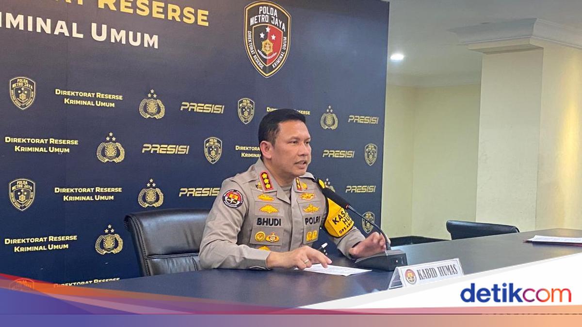 CCTV Ungkap Siswa Pelaku Ledakan SMAN 72 Bawa 2 Tas Sebelum Kejadian