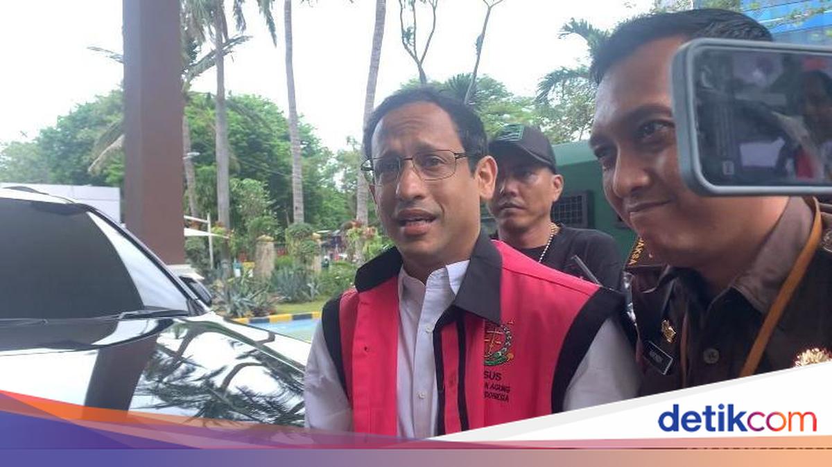 Kejagung Resmi Limpahkan Berkas Nadiem Makarim dkk ke JPU
